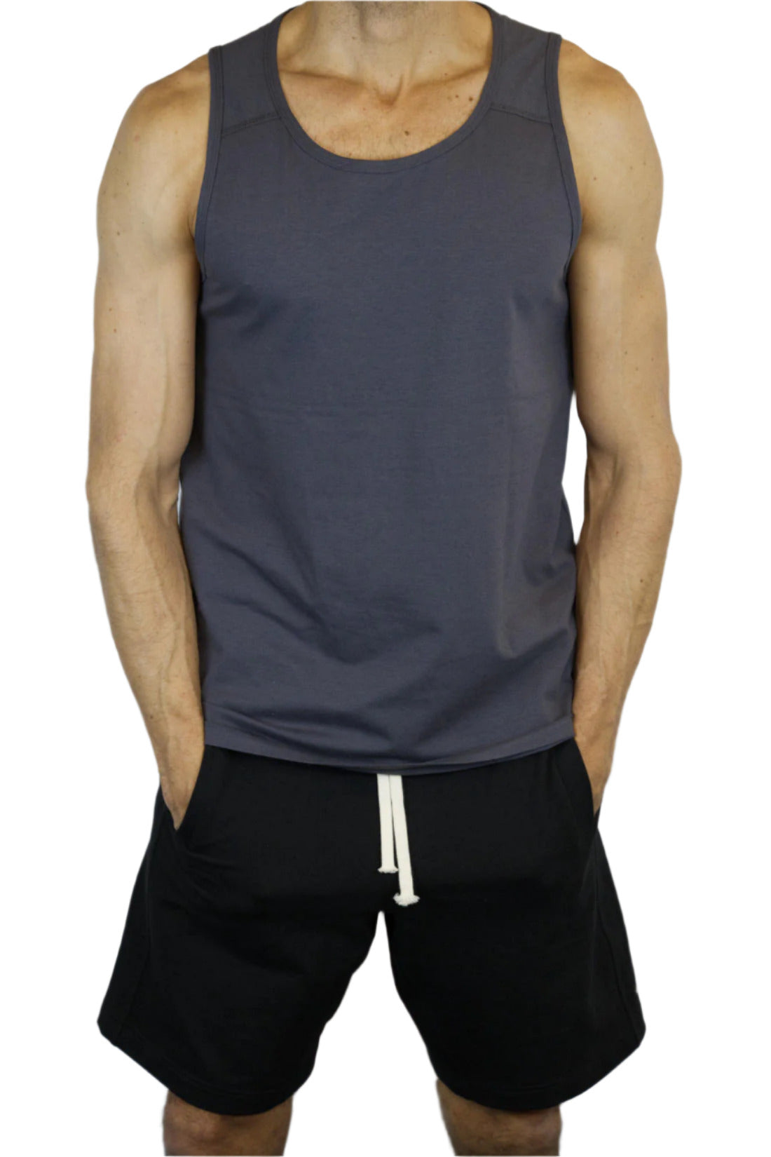 Vorderansicht des M23 Kobe Tanktops in Anthrazit – umweltfreundliches und nachhaltiges Herren-Shirt aus Bio-Baumwolle.