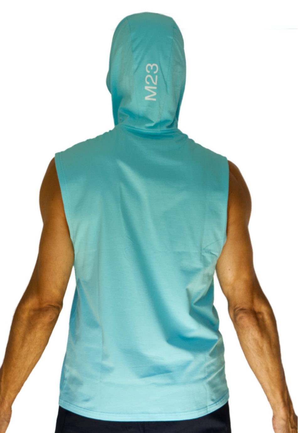 Kyle Hoodie ärmellos Unisex in Türkisblau – Rückansicht mit M23-Logo auf der Kapuze