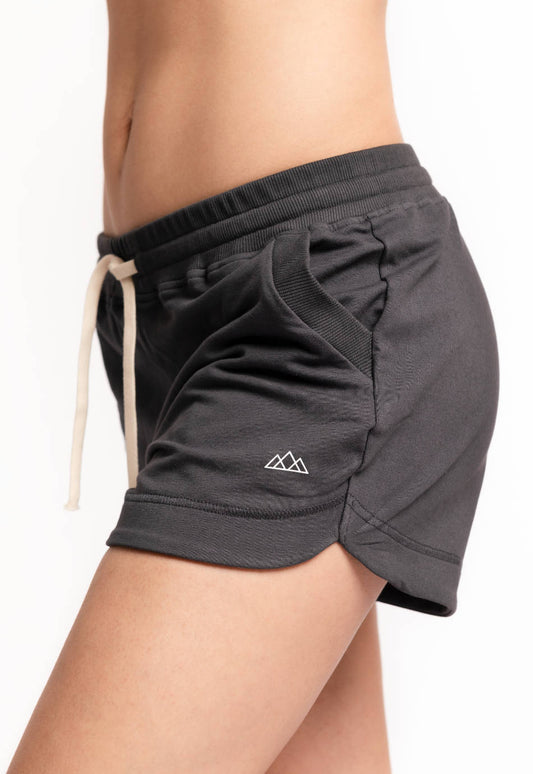 Chloe Damen-Lounge-Shorts in Dunkelgrau aus Bio-Baumwolle mit Kordelzug und Taschen – M23 nachhaltige Mode