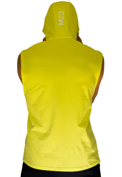 Kyle Hoodie ärmellos Unisex in Gelb – Rückansicht mit M23-Logo auf der Kapuze